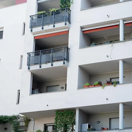 Tolstoi Apartment Milan Exterior photo